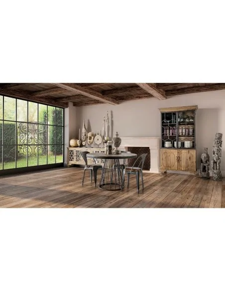 Figura Decorativa J/2