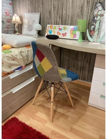 Silla de Diseño Nordico en Tela Patchwork Silla de Diseño Nordico en Tela Patchwork