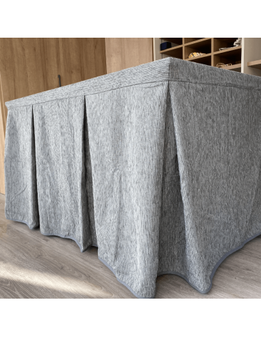 Ropa chenilla 8 pliegues Gris con...