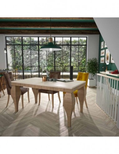 Mesa de comedor y centro a juego...