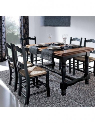 Mesa de comedor y centro a juego...