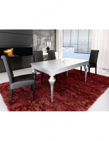 Mesa de comedor y centro a juego...