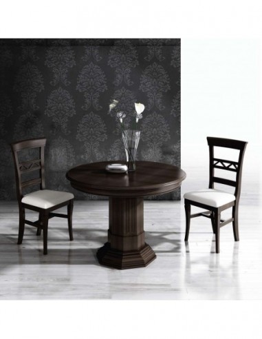 Mesa de comedor y centro a juego...