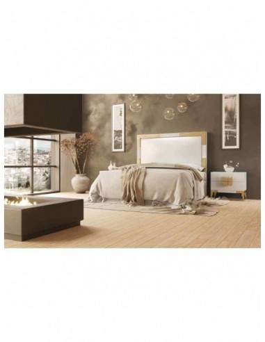 Dormitorio de matrimonio elegante con... Dormitorio de matrimonio elegante con...