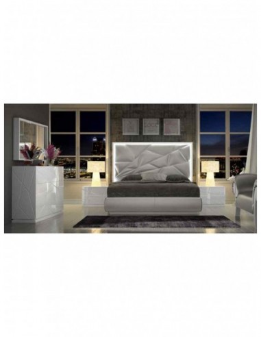 Dormitorio de matrimonio moderno con... Dormitorio de matrimonio moderno con...