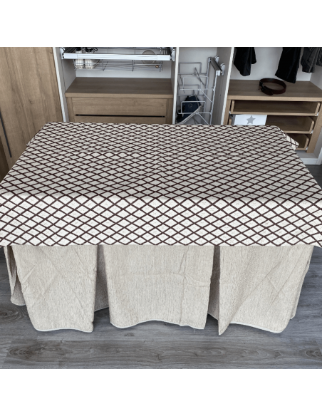 Ropa elegante 10 pliegues Beige con tapete Libano Choco