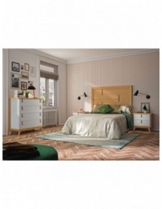 Dormitorio de madera maciza...