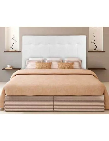 Dormitorio de matrimonio moderno con cabeceros tapizados polipiel mesitas de noche comoda canape (4)