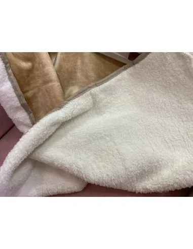Conjunto Forro de Borrego Beige Conjunto Forro de Borrego Beige