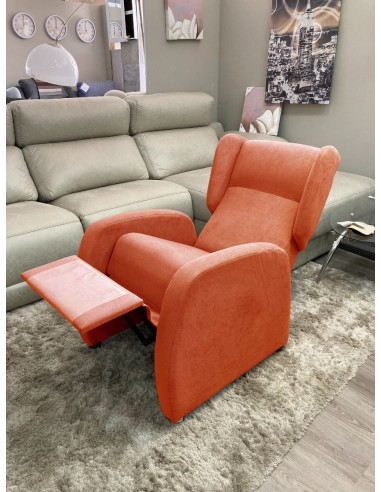 Butaca Elegante con Respaldo Reclinable