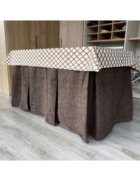 Ropa Elegante 10 Pliegues Chocolate con Tapete Resinado Choco