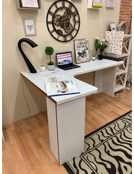 Mesa de Escritorio en L modelo Letonia Mesa de Escritorio en L modelo Letonia