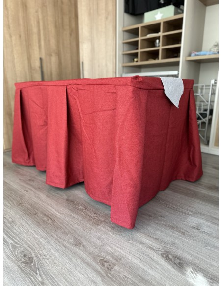 Pack Mesa + Ropa de Mesa Camilla Moderna Antimanchas color Rojo con Camino Gris Plata