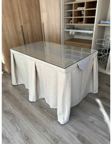 Ropa de Mesa Camilla Moderna Antimanchas color Beige con Camino Gris Plata