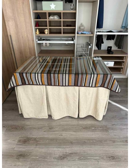 Ropa Chenilla 8 Pliegues color Beige con Tapete Otoño