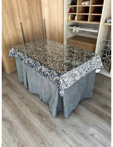 Ropa Chenilla 8 Pliegues color Gris con Tapete Nature