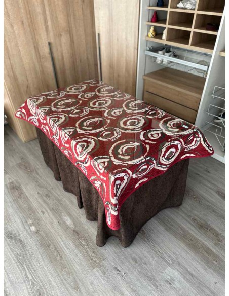 Ropa Chenilla 8 Pliegues color Chocolate con Tapete Eclipse