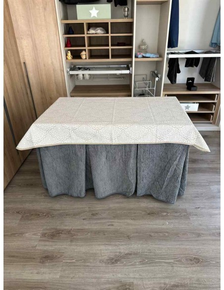 Conjunto Ropa Chenilla 8 Pliegues color Gris con Tapete Sol