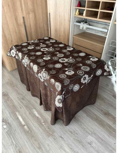 Conjunto Ropa Chenilla 8 Pliegues color Chocolate con Tapete Mandala