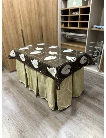 Ropa Doble Grueso 10 Pliegues Beige con Tapete Hojas