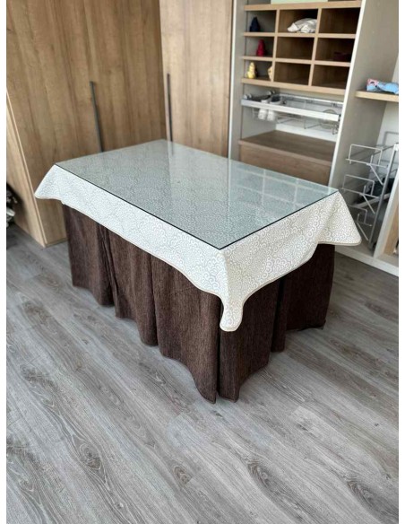 Ropa Doble Grueso 10 Pliegues Chocolate con Tapete Amanecer