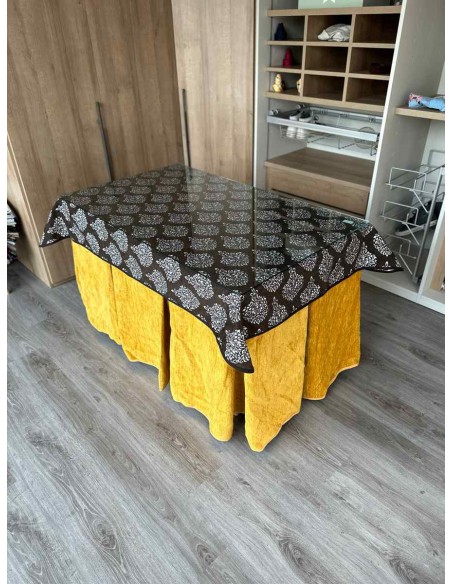 Ropa Doble Grueso 10 Pliegues Mostaza con Tapete Acebo