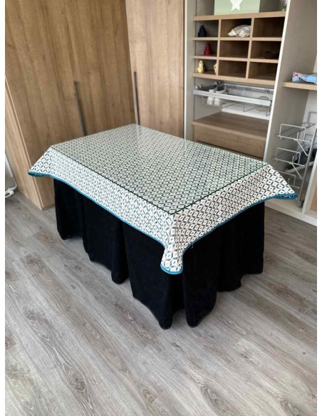 Ropa Doble Grueso 10 Pliegues Negro con Tapete Geo