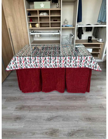 Ropa Doble Grueso 10 Pliegues Rojo con Tapete Red