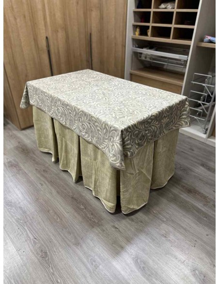 Conjunto Doble Grueso 10 Pliegues Beige con Tapete Vainilla