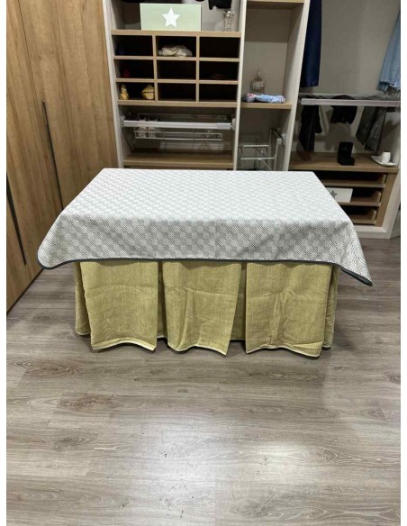 Conjunto Doble Grueso 10 Pliegues Beige con Tapete Rombos