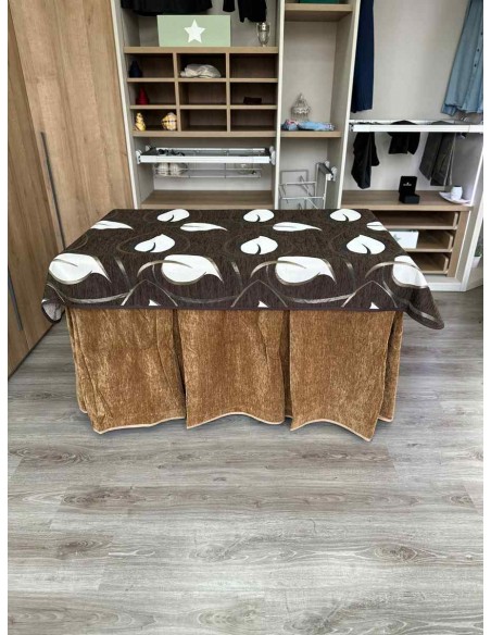 Conjunto Doble Grueso 10 Pliegues Café con Tapete Hojas