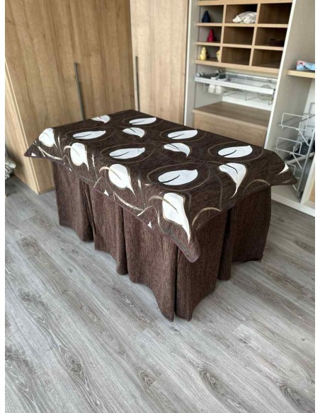 Conjunto Doble Grueso 10 Pliegues Chocolate con Tapete Hojas