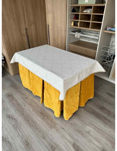 Conjunto Doble Grueso 10 Pliegues Mostaza con Tapete Amanecer