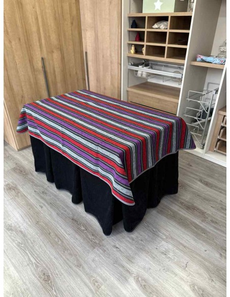 Conjunto Doble Grueso 10 Pliegues Negro con Tapete Franjas