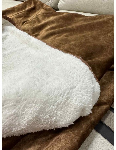 Ropa Forro de Borrego Gran Capacidad Calórica Chocolate con Tapete Vainilla
