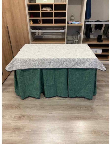 Conjunto Chenilla 10 Pliegues color Verde con Tapete Sol