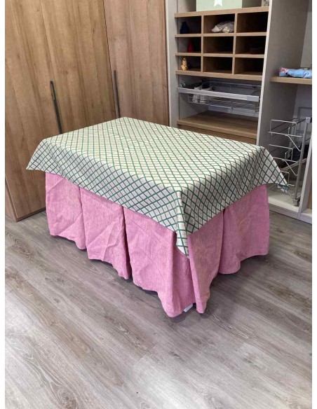 Conjunto Chenilla 10 Pliegues color Rosa Pastel con Tapete Libano Verde