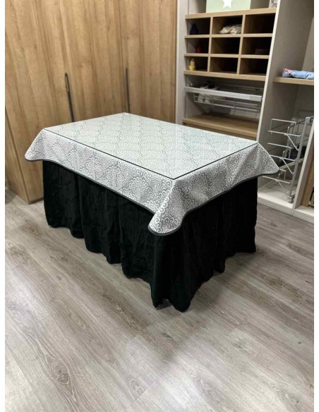 Conjunto Chenilla 10 Pliegues color Negro con Tapete Sol