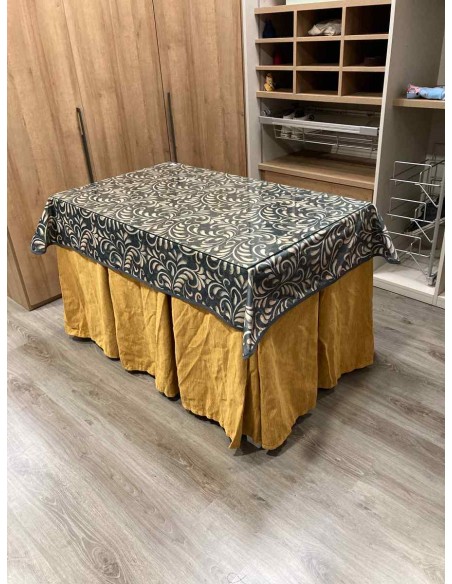 Conjunto Chenilla 10 Pliegues color Mostaza con Tapete Nature