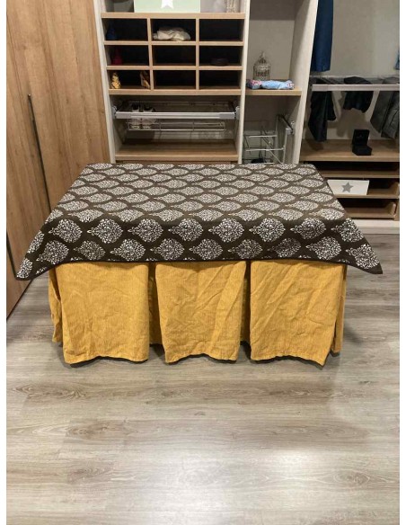 Conjunto Chenilla 10 Pliegues color Mostaza con Tapete Acebo