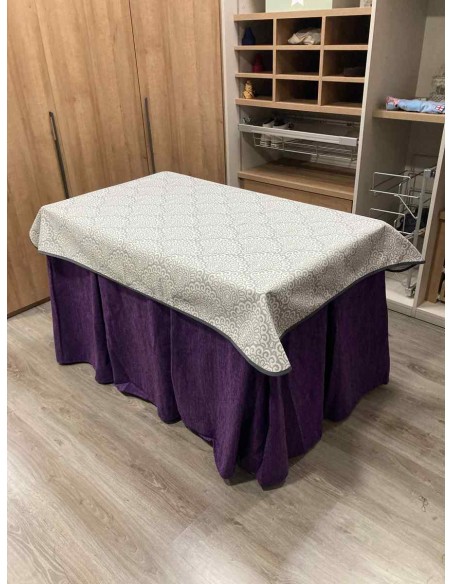 Conjunto Chenilla 10 Pliegues color Morado con Tapete Sol