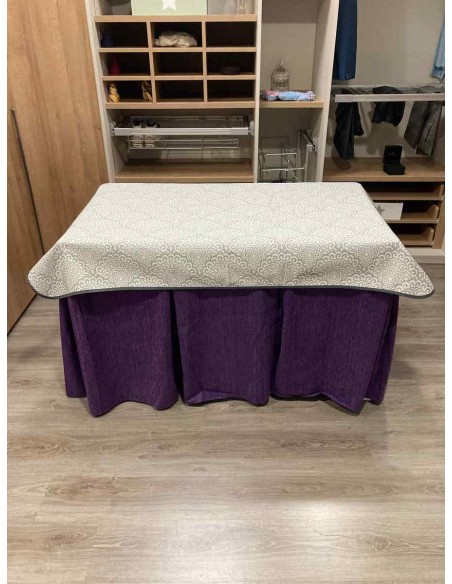 Conjunto Chenilla 10 Pliegues color Morado con Tapete Sol