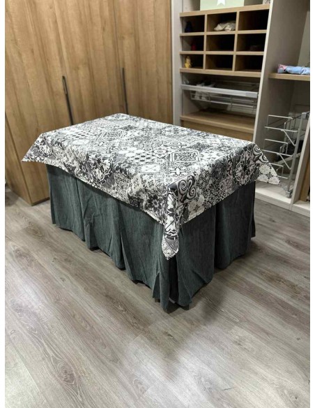 Conjunto Chenilla 10 Pliegues color Gris con Tapete Mosaico