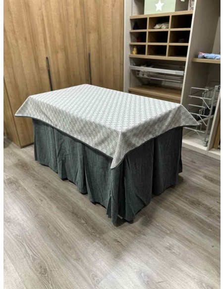 Conjunto Chenilla 10 Pliegues color Gris con Tapete Rombos