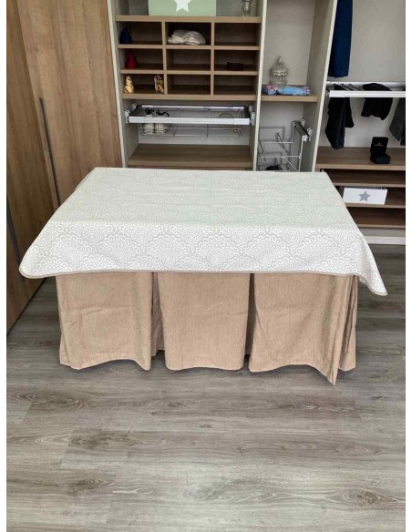 Conjunto Chenilla 10 Pliegues color Beige con Tapete Amanecer