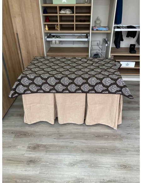 Conjunto Chenilla 10 Pliegues color Beige con Tapete Acebo