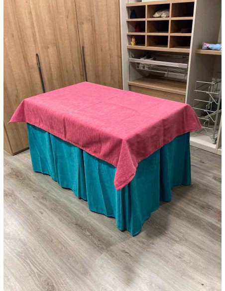 Conjunto Chenilla 10 Pliegues color Azul con Tapete Rosa