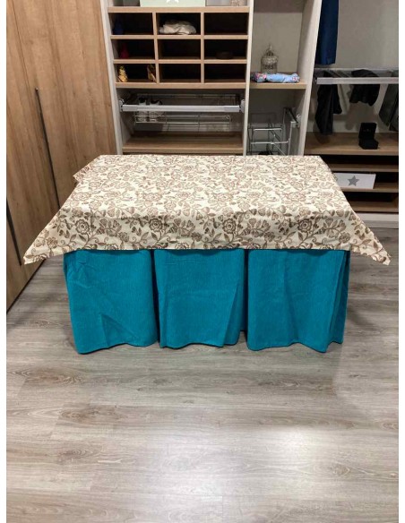 Conjunto Chenilla 10 Pliegues color Azul con Tapete Plantas