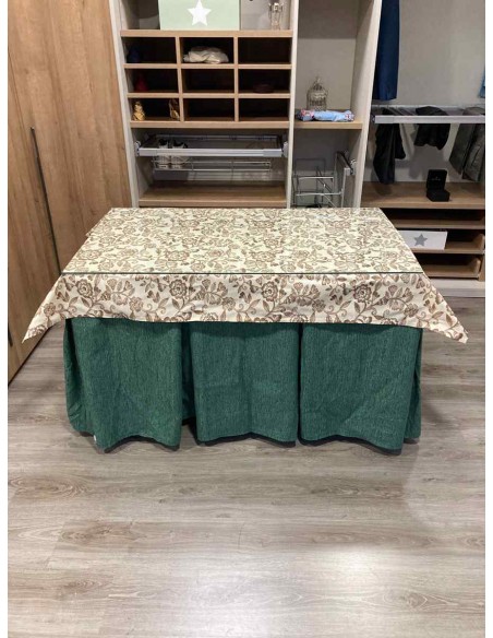 Ropa Chenilla 10 Pliegues color Verde con Tapete Plantas