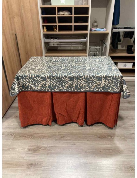 Ropa Chenilla 10 Pliegues color Teja con Tapete Nature